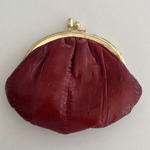 VINTAGE Eel Skin Burgundy Small Change Purse Kiss Lock Gold Tone Metal Frame